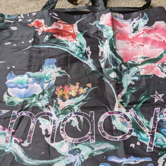 Macys X Oceancycle from Beach to Bag 1 Reusable Shopping Tote - Picture 3 of 4